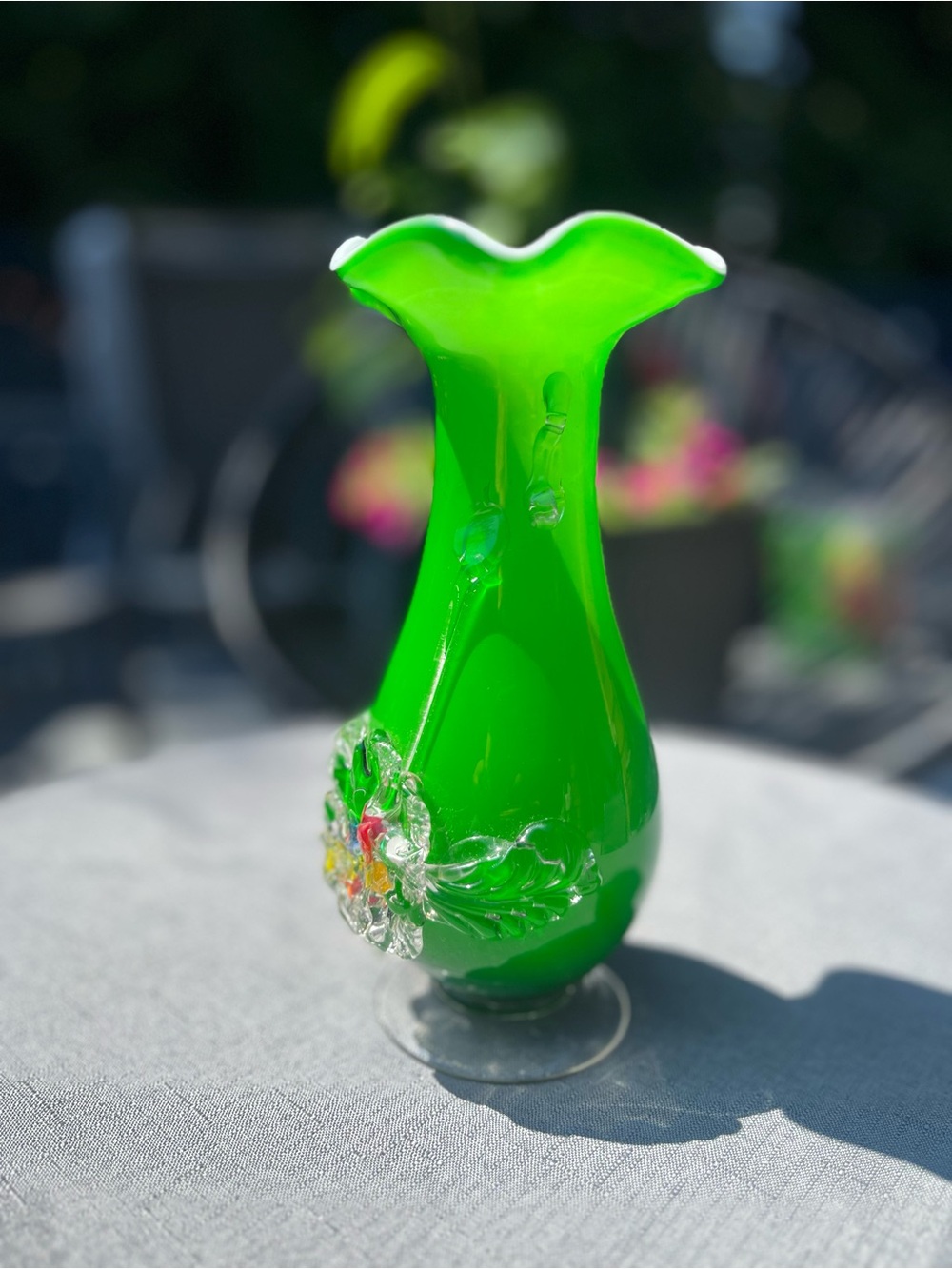 Vintage Murano Style (possibly authentic) Green Glass Vase Applied Flowers 8” - Picture 11 of 16